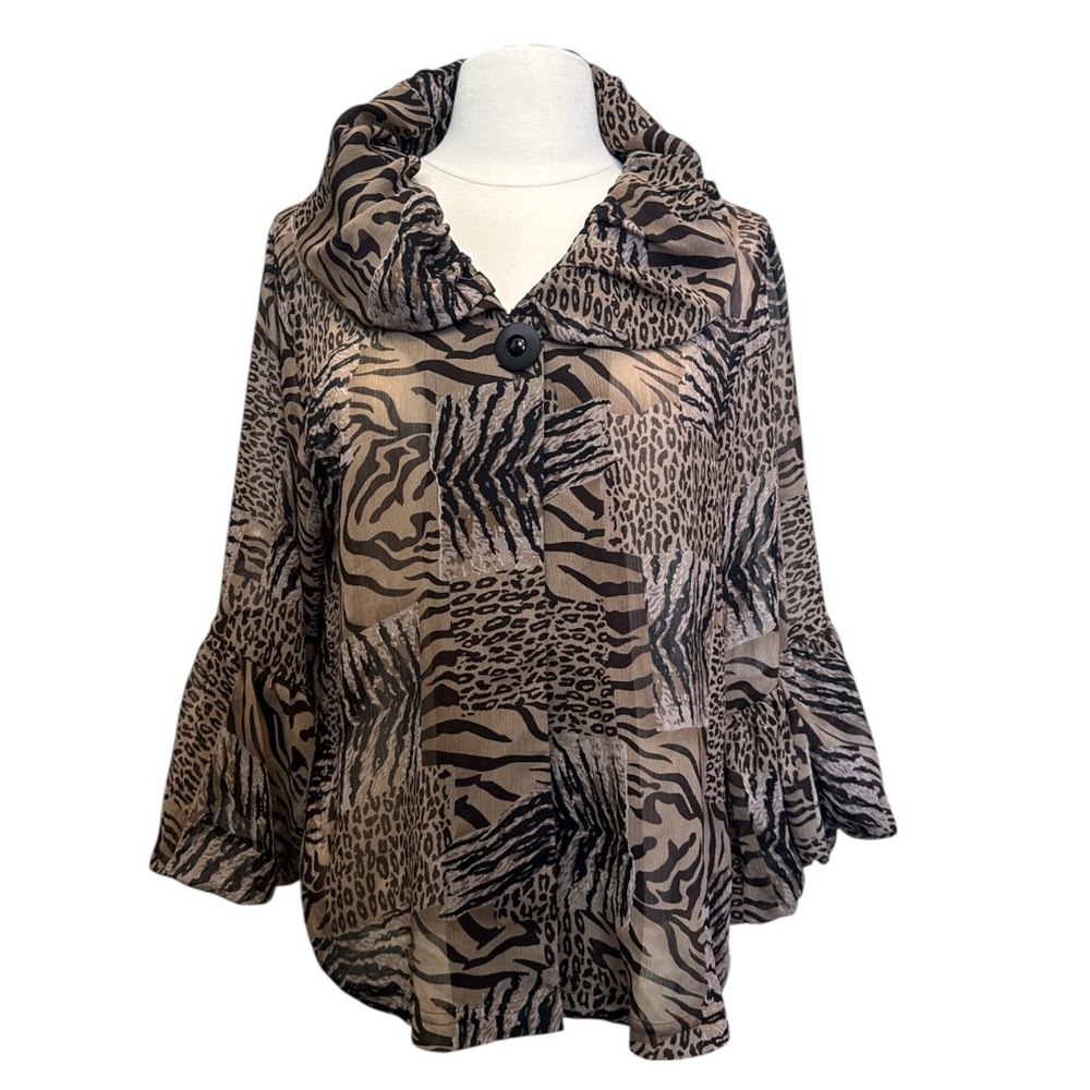 Ki Meng Animal Print  Women's Jacket Size Large Ruffled sleeves and Collar